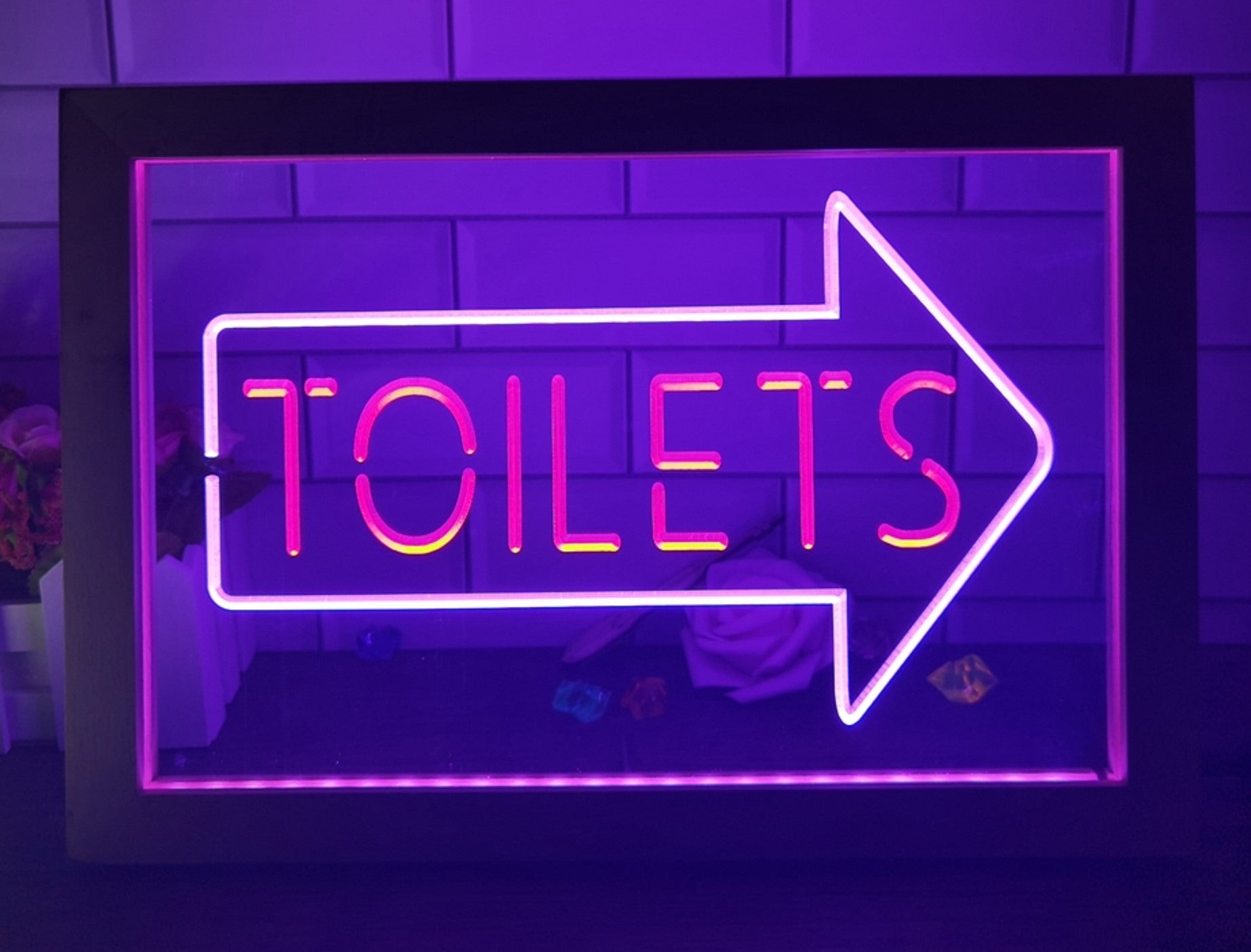 Toilet Arrow Led Neon Sign Framed Store Restaurant Coffee Shop Office Decor